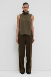 Kelshi Knitted Scarf