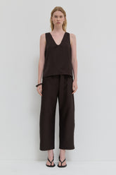 Chocolate V-neck top in viscose linen blend with side panels