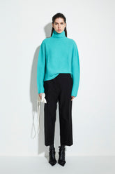 Kolkatas Whole Garment Knit Sweater