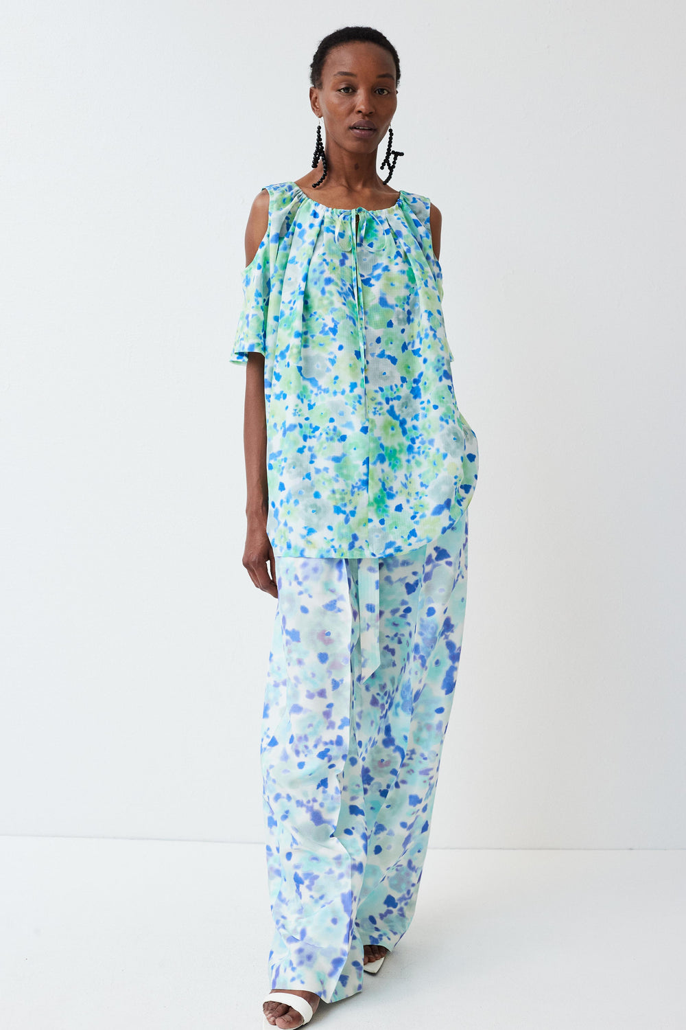 Tahar cold shoulder top
