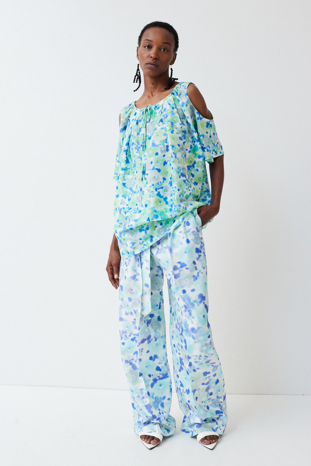 Tahar cold shoulder top