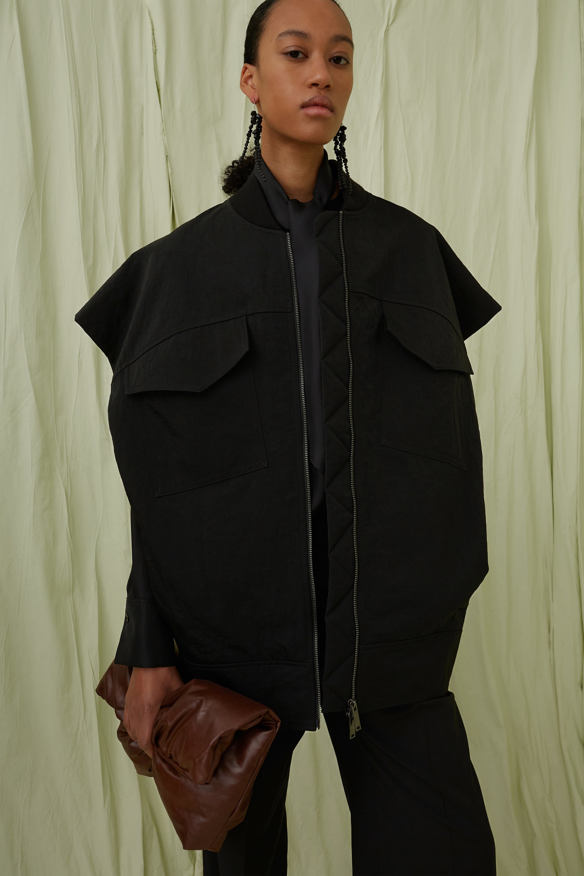 クリスチャン ワイナンツ 　ニット　ストライプ　立体　グリーン系／ブラック クリスチャン ワイナンツ ニット ストライプ 立体 グリーン系