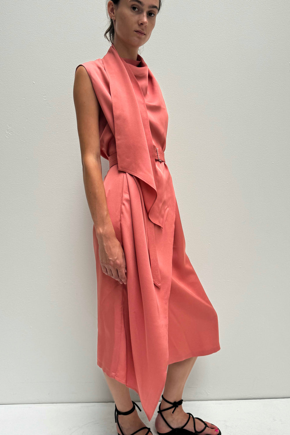 Dera Sleeveless dress