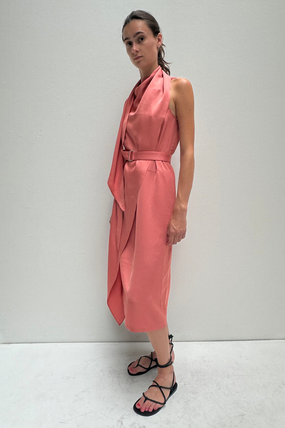 Dera Sleeveless dress