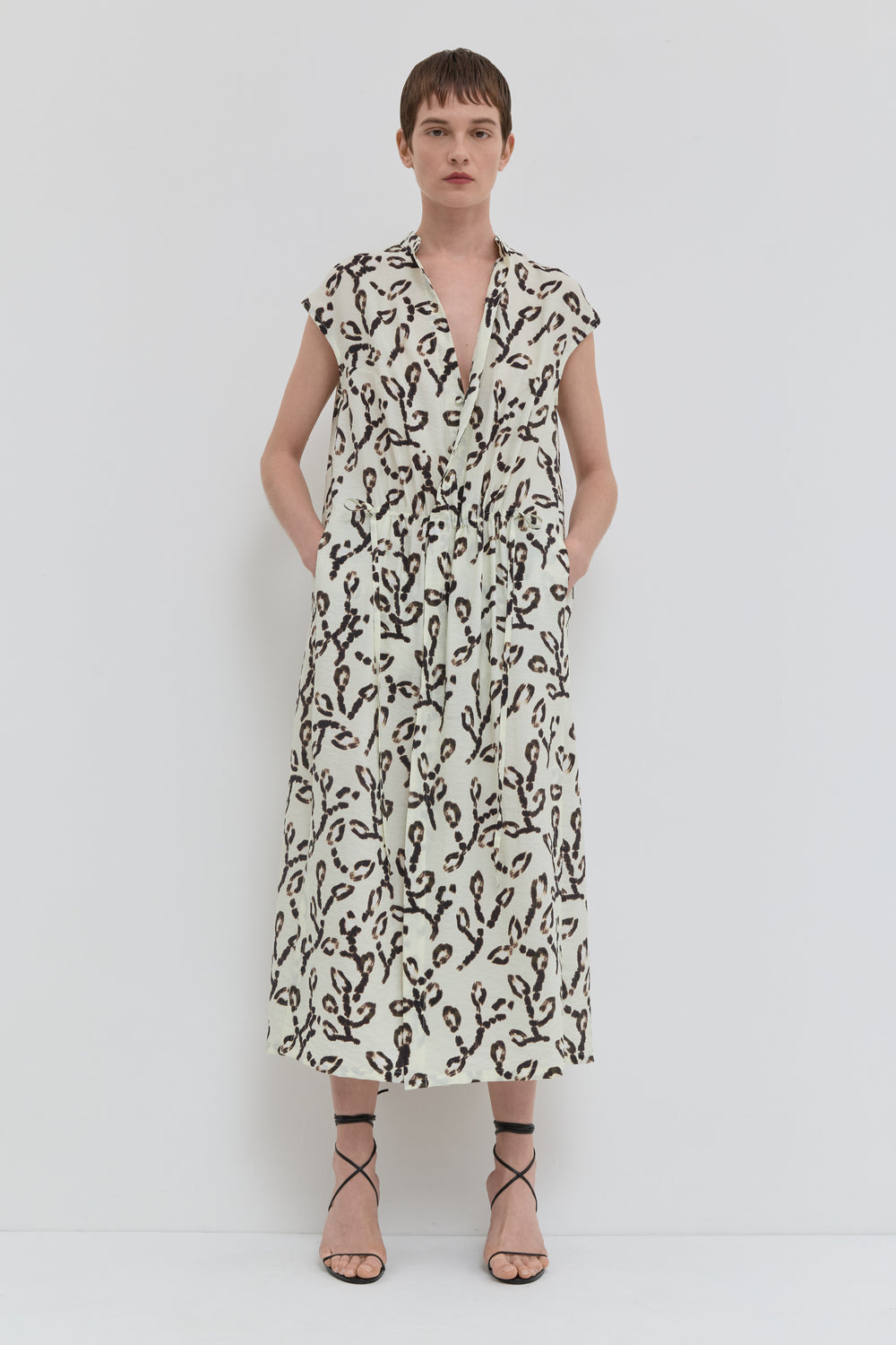 Doryas shirt dress in Wheat Magnolia print with adjustable waist belt packet view