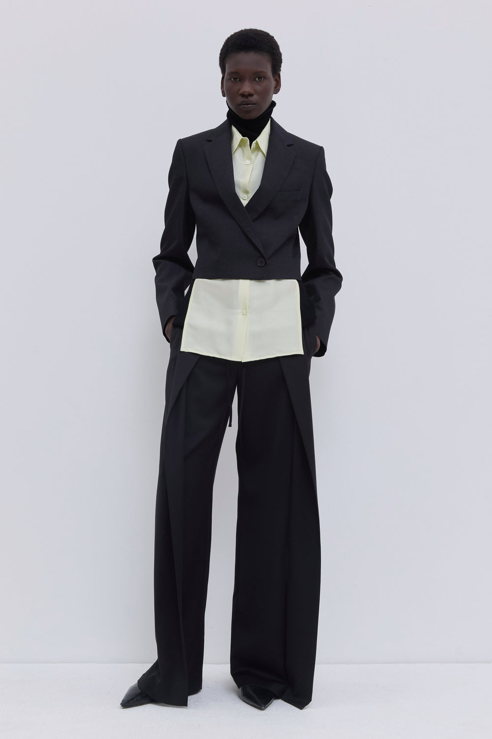 Jordia Cropped Tailored Blazer