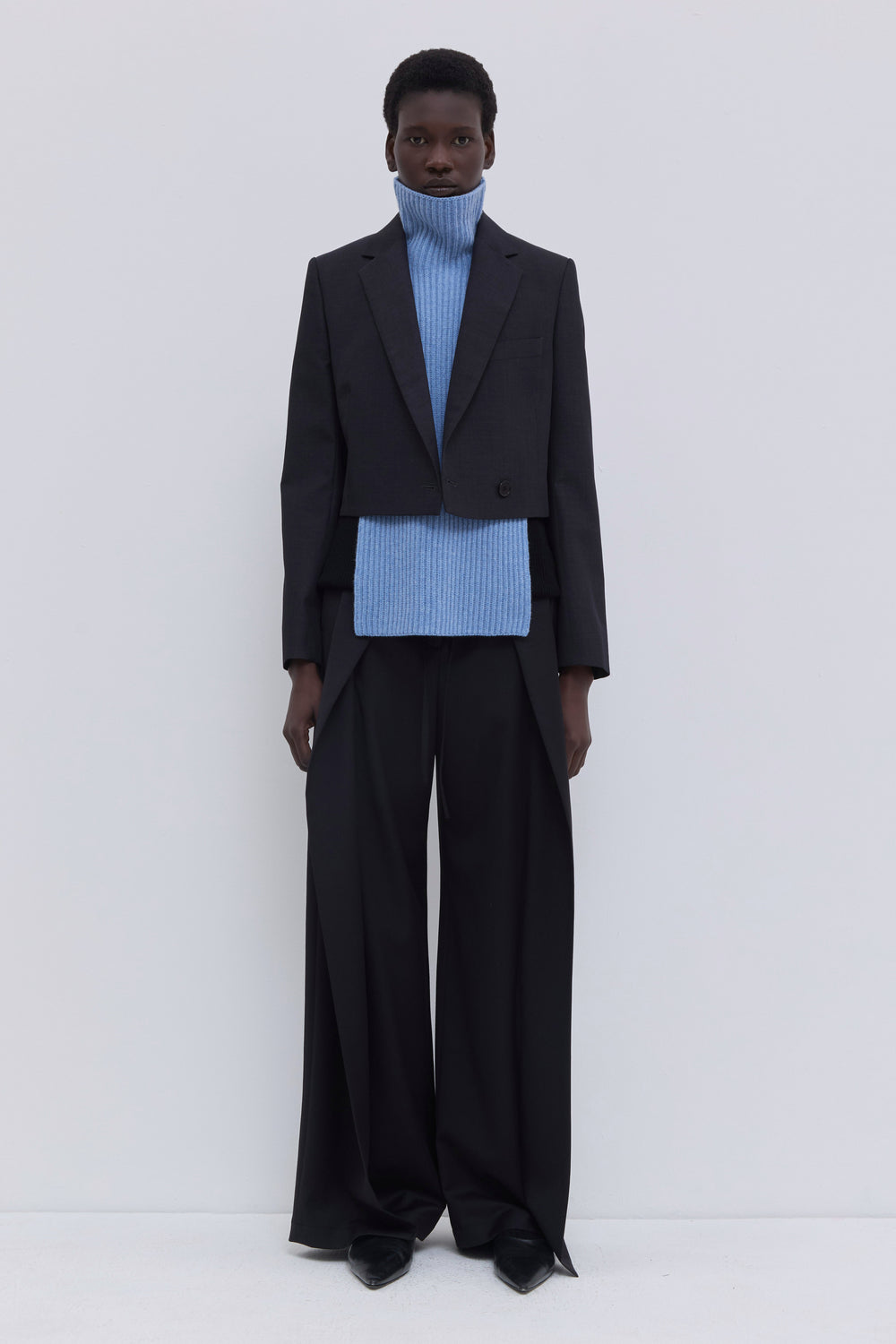 Jordia Cropped Tailored Blazer