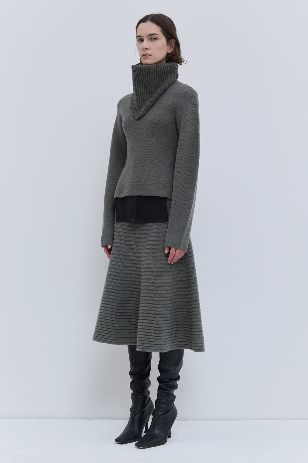 Christian Wijnants forest melange knitted hat scarf with wide folded collar