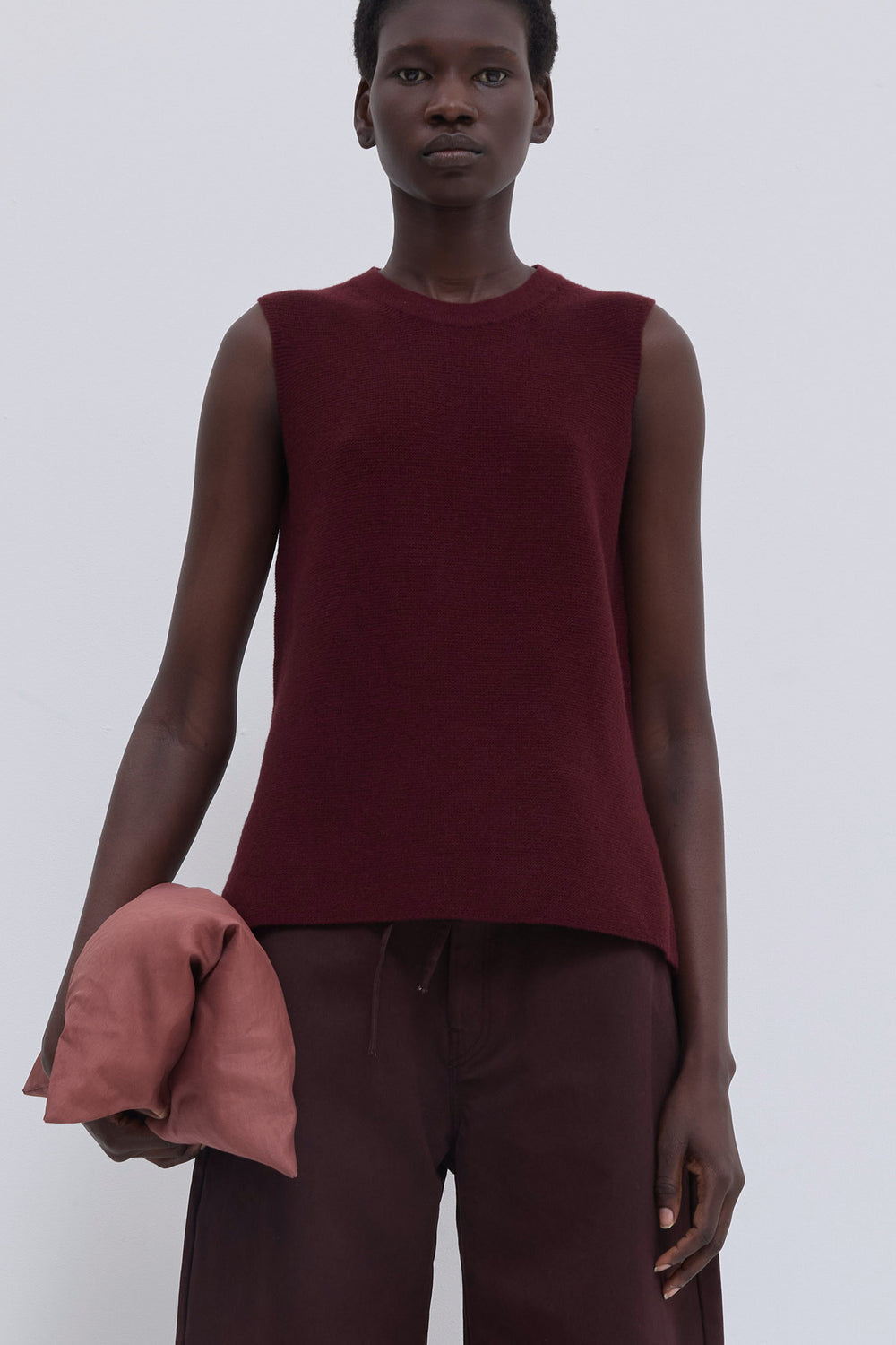 Kazeen Sleeveless Knit Top