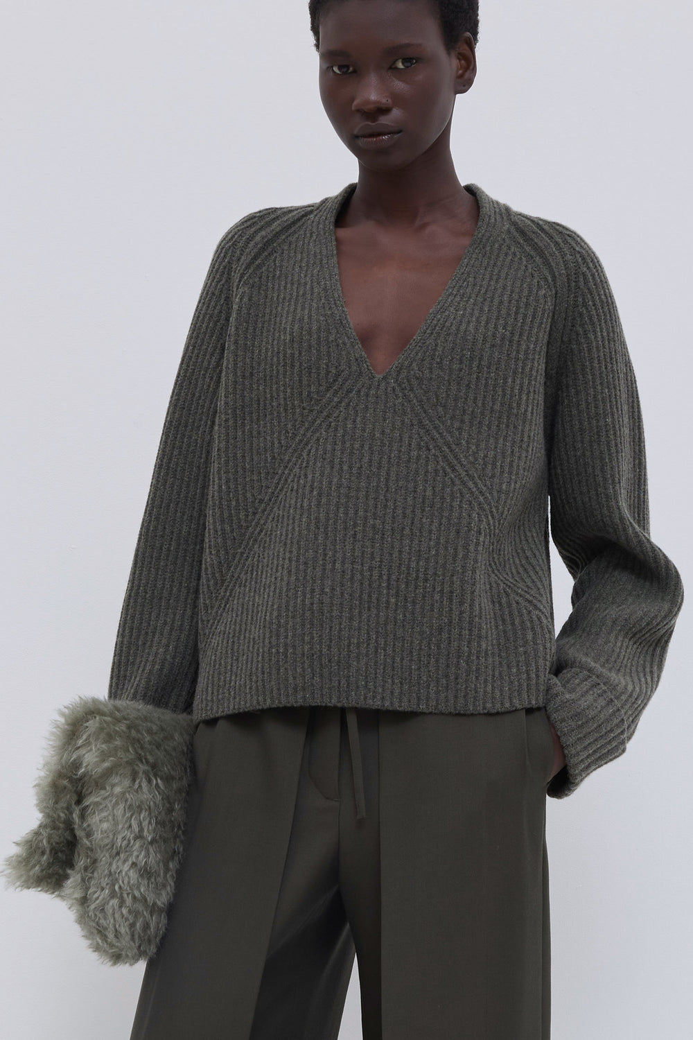 Keolana Ribbed V-Neck Sweater