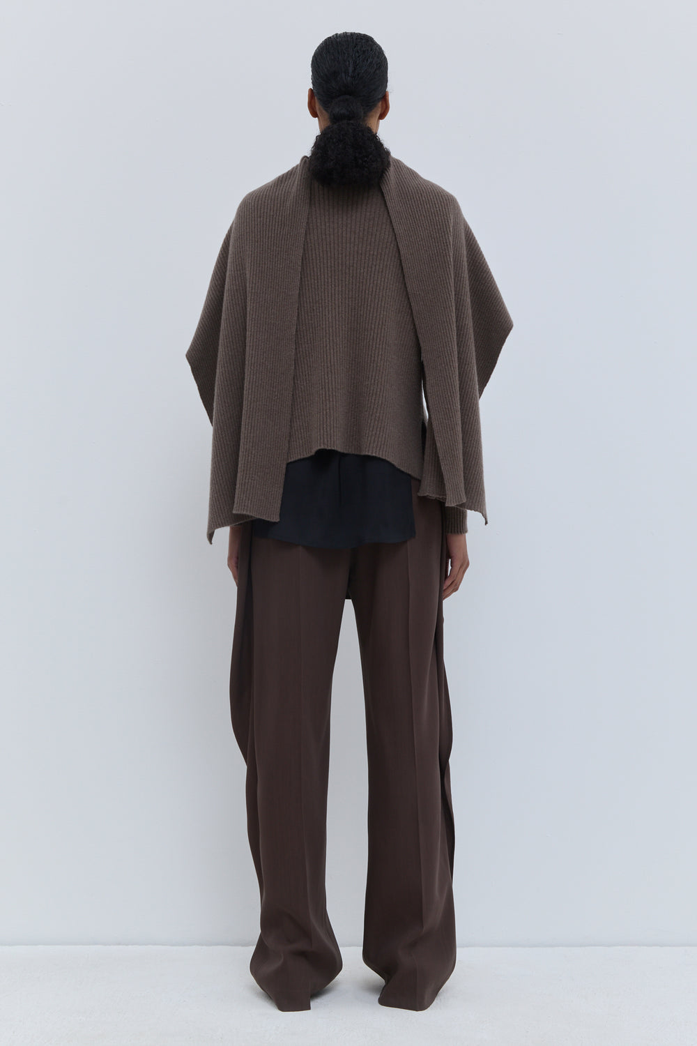 Brown melange oversized ribbed sweater with scarf