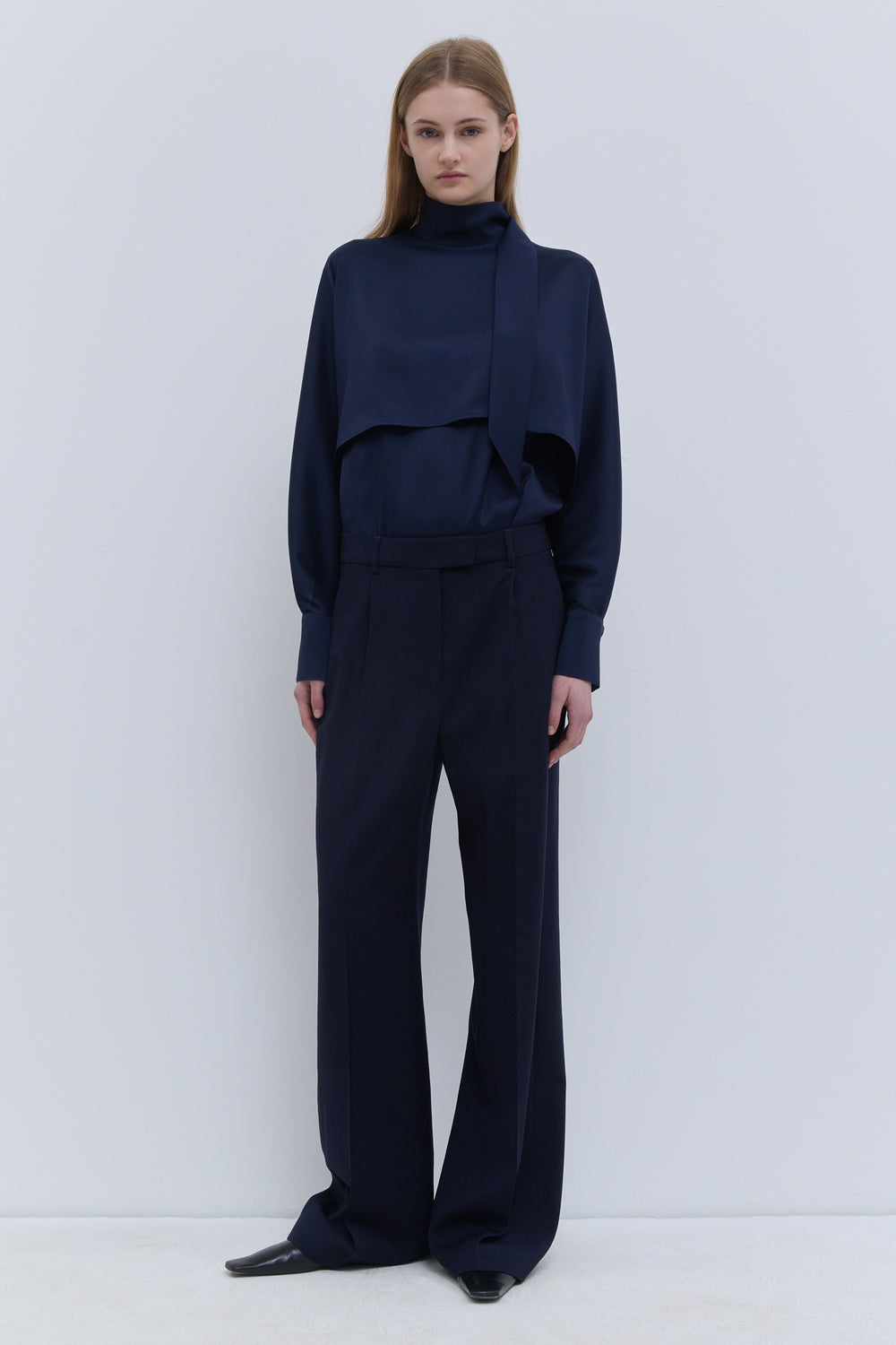 Christian Wijnants women’s Dark Navy wool trousers, elegant fluid tailored fit