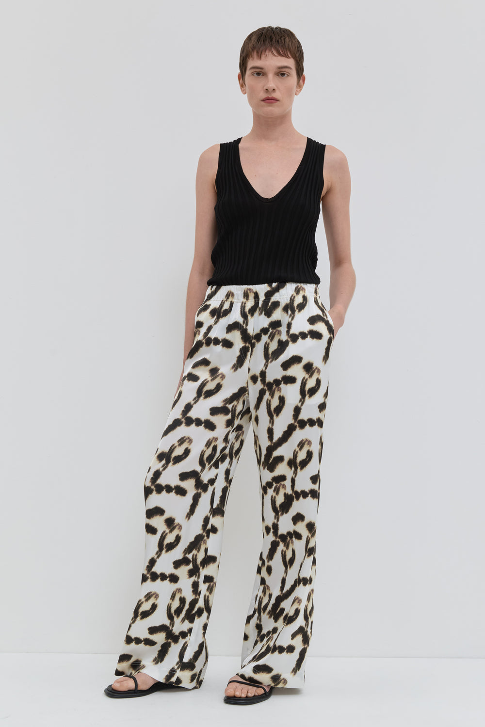Pitola Woven Pant