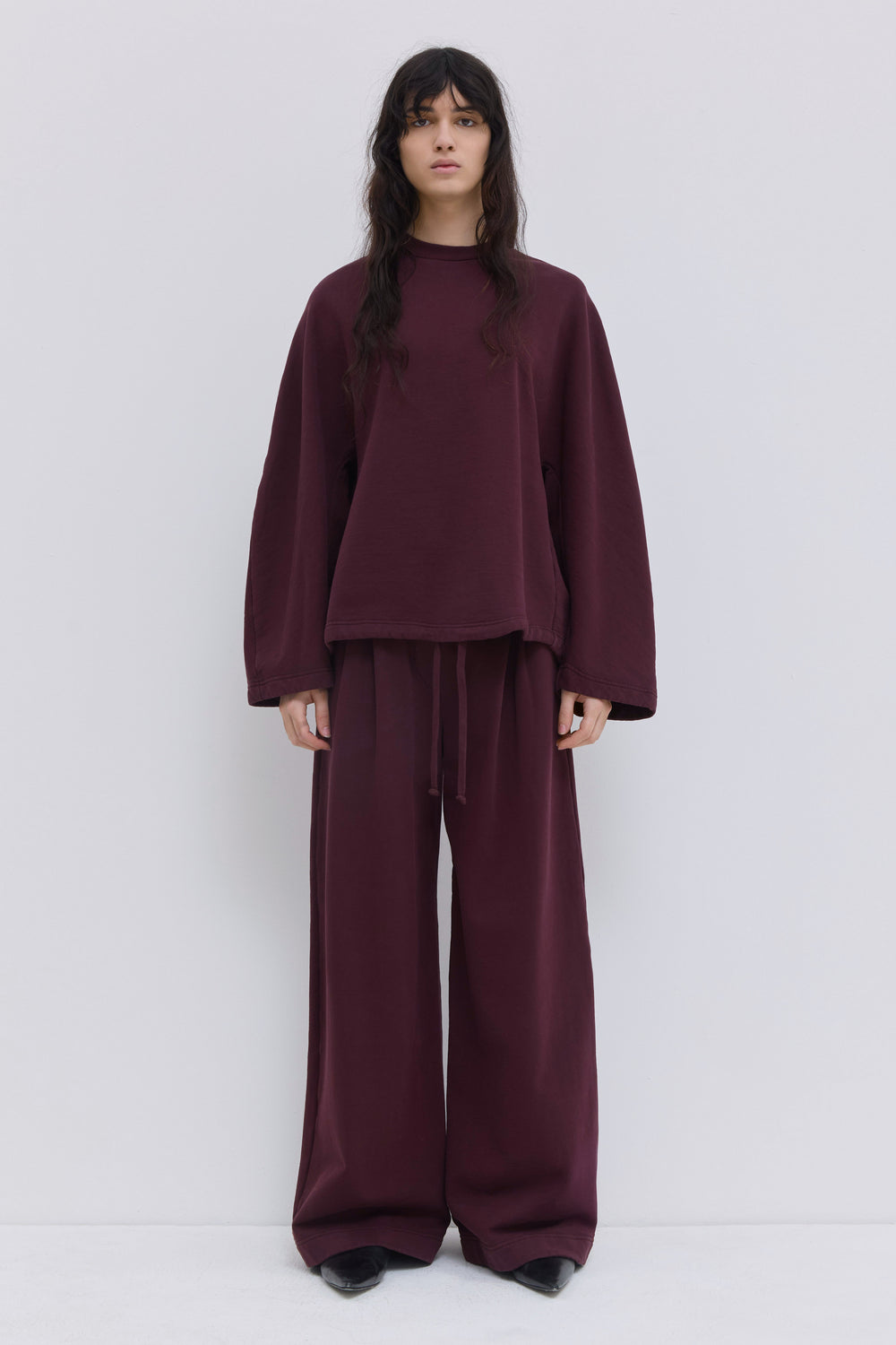 Tahoras Garment-Dyed Sweatshirt