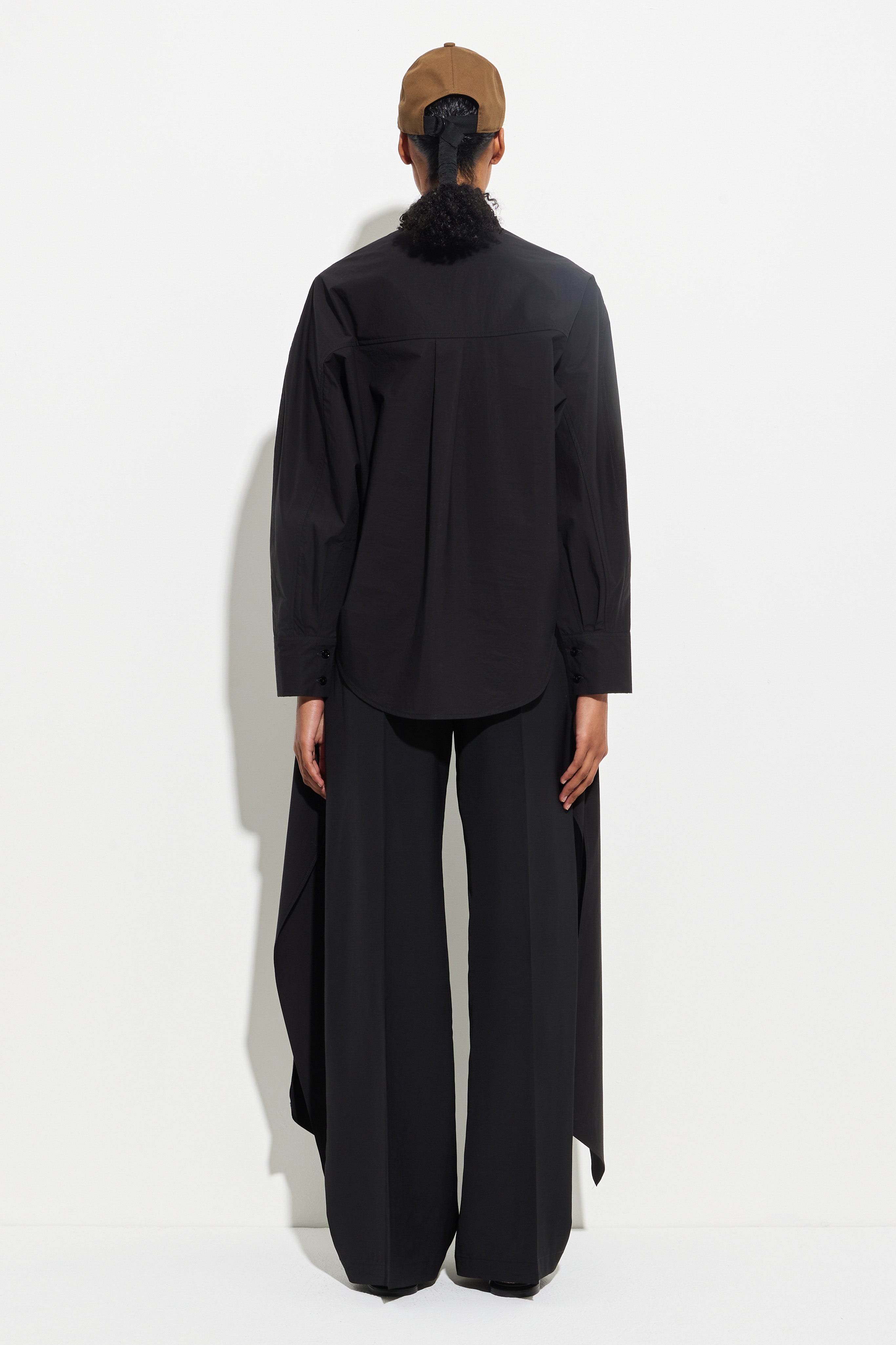 【新品】Christian Wijnantsクリスチャンワイナンツ トップス長袖 CHRISTIAN WIJNANTS/クリスチャンワイナンツ CW LONG SLEEVE TOP