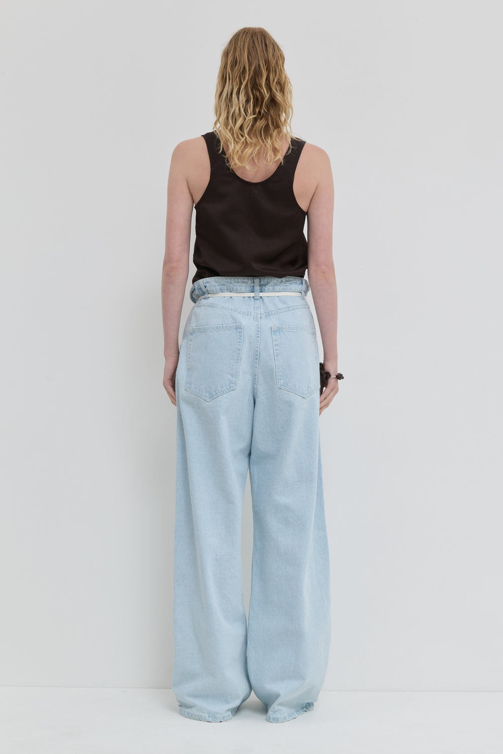 Chocolate V-neck top in viscose linen blend with side panels back view