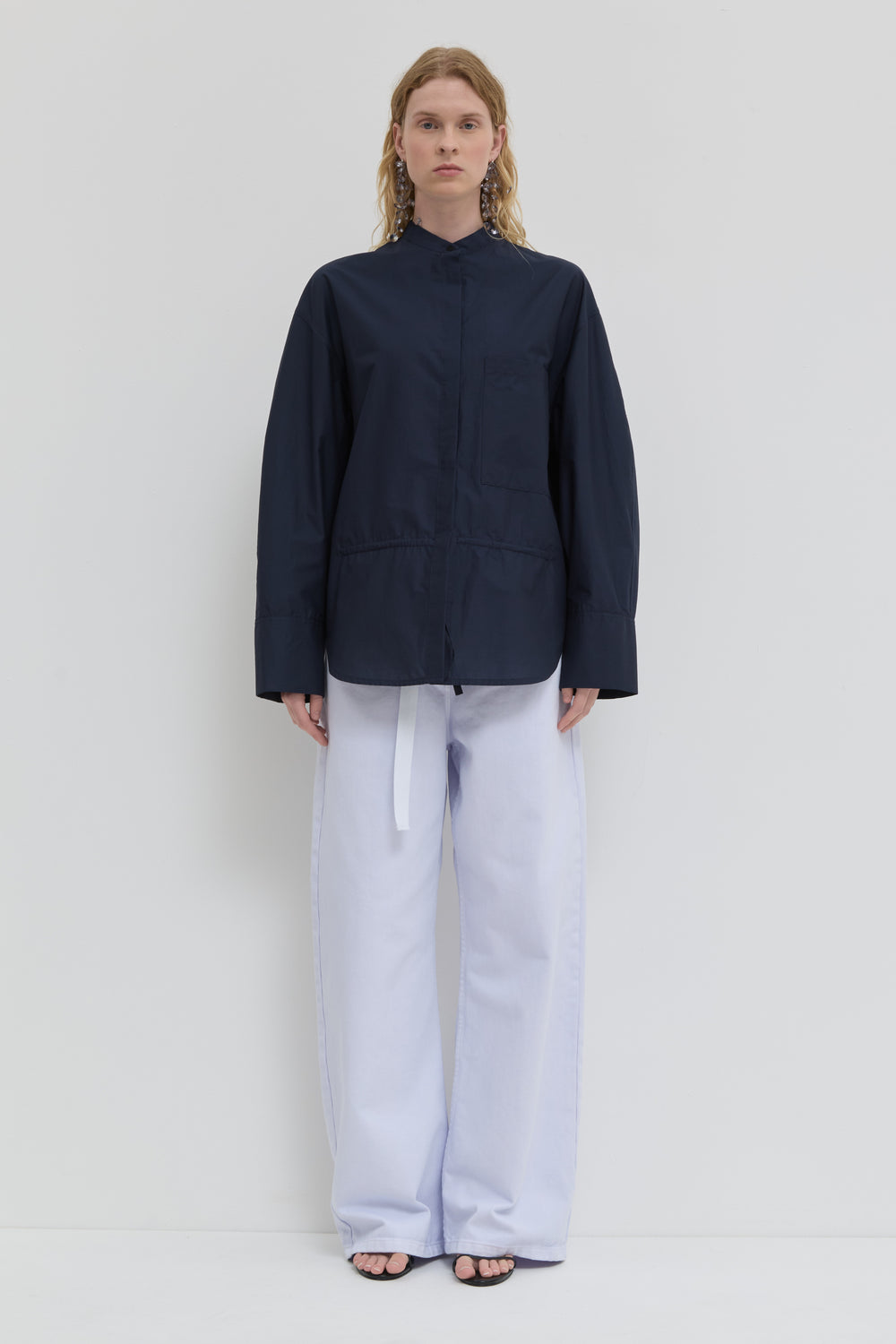 Navy loose fit shirt in Japanese organic cotton with balloon sleeves