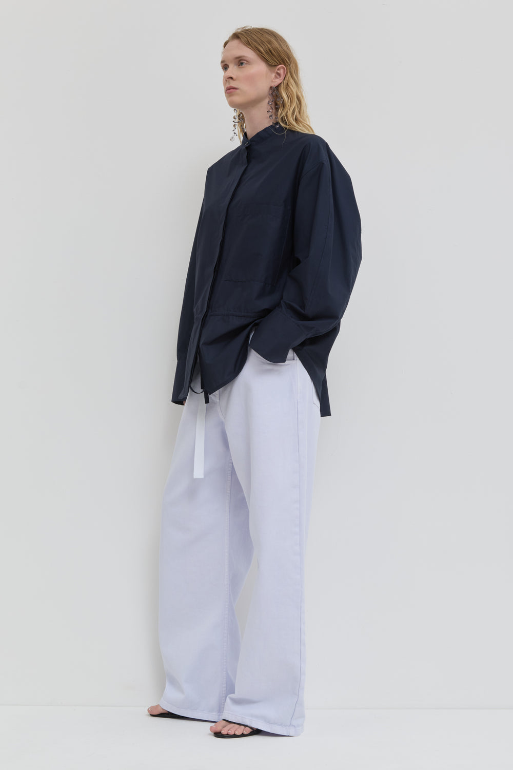 Navy loose fit shirt in Japanese organic cotton with balloon sleeves