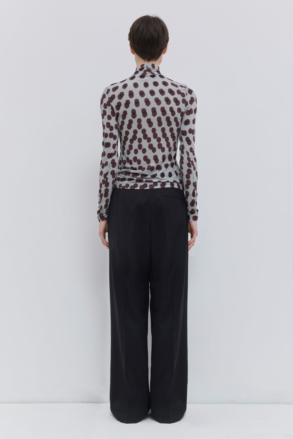 Slim-fit long-sleeve turtleneck top in soft stretch jersey with plum polka print.