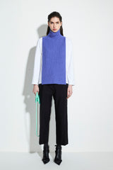 Kerra Knitted Ribbed Bib